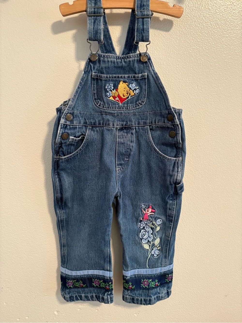 Vintage y2k Winnie the Pooh embroidered denim overalls h2f rare 2t